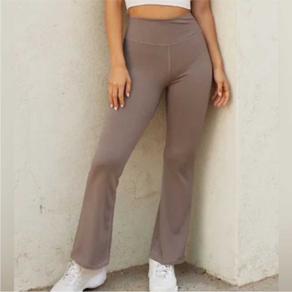 WILO The Label Taupe Flare Leggings XS